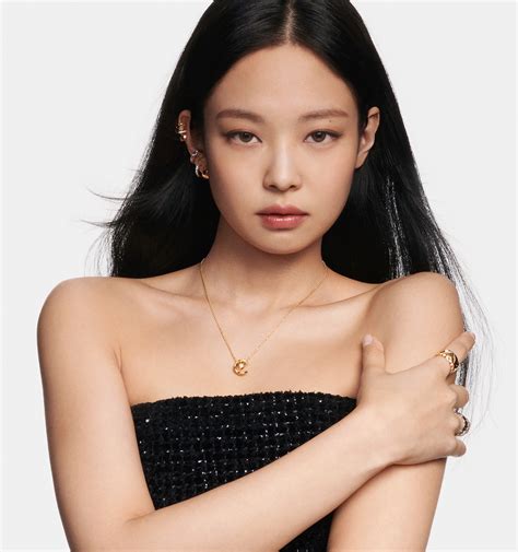 coco chanel cc logo necklace|chanel coco crush bracelet price.